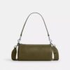 Bolso Andre Barrel 24