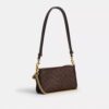 Bolso bandolera Audrey en Signature Canvas