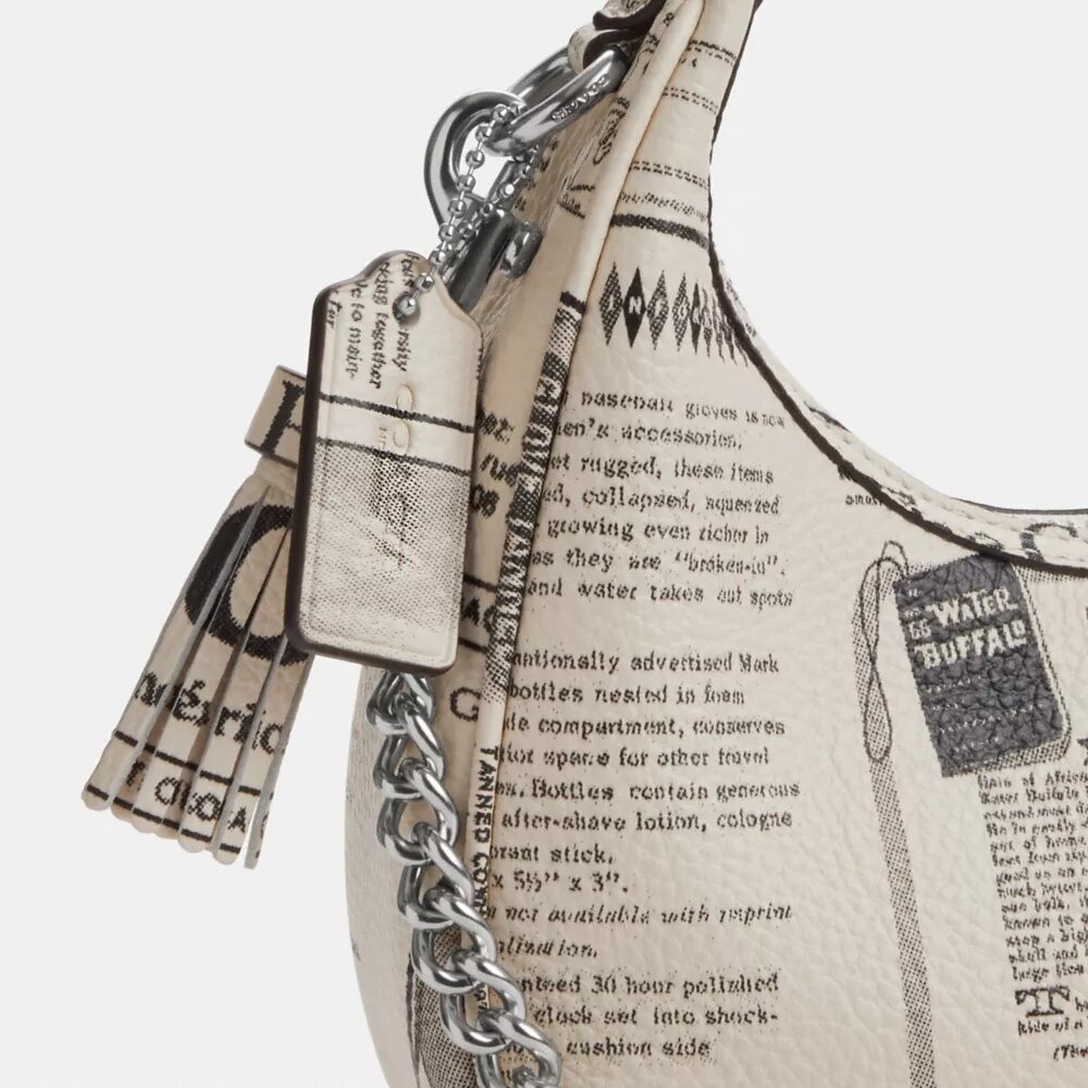 Bolso bandolera Carmen Mini con estampado de periódico