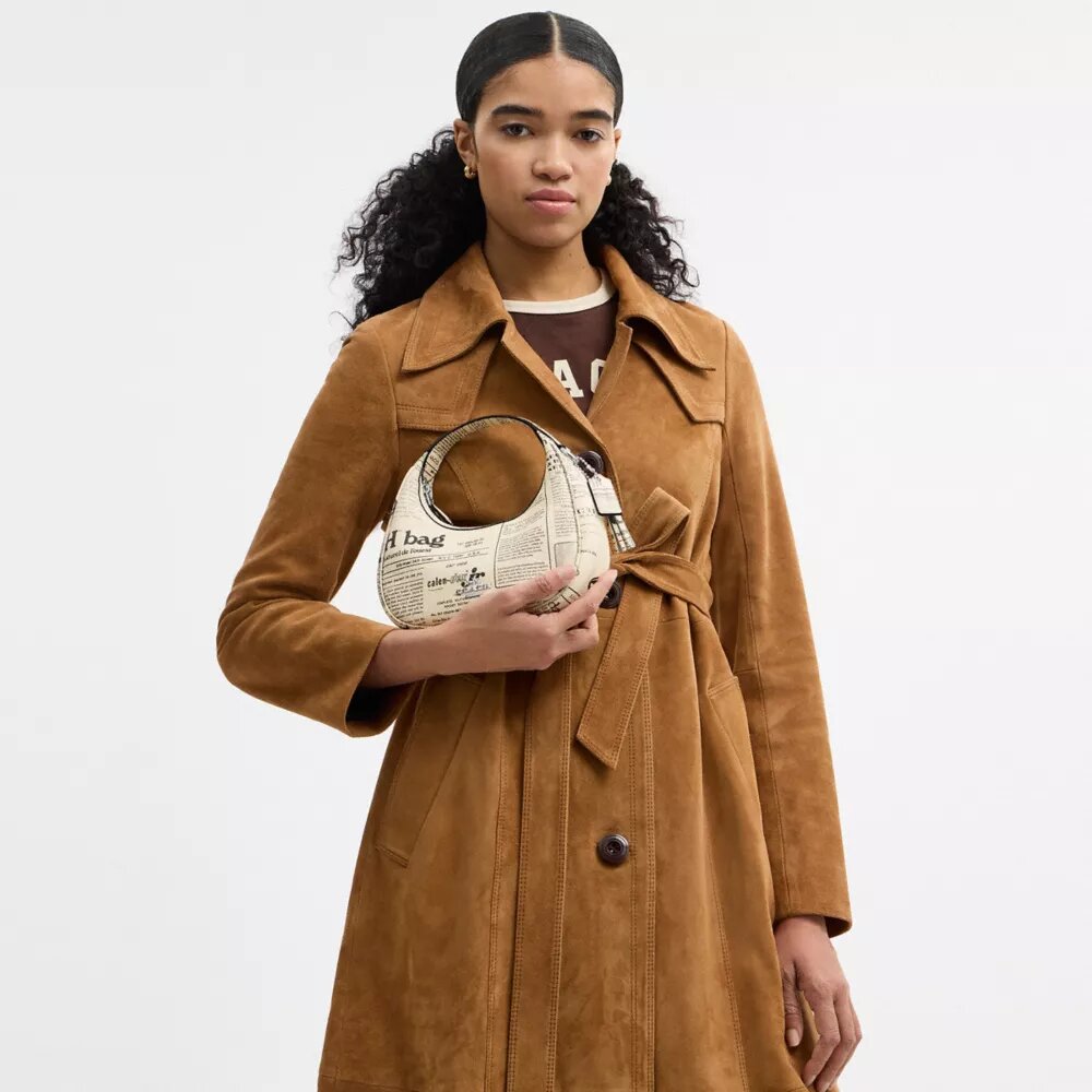 Bolso bandolera Carmen Mini con estampado de periódico