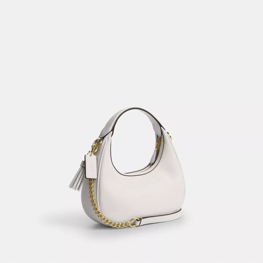 Bolso bandolera Carmen Mini con remaches en forma de corazón