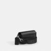 Bolso bandolera con solapa