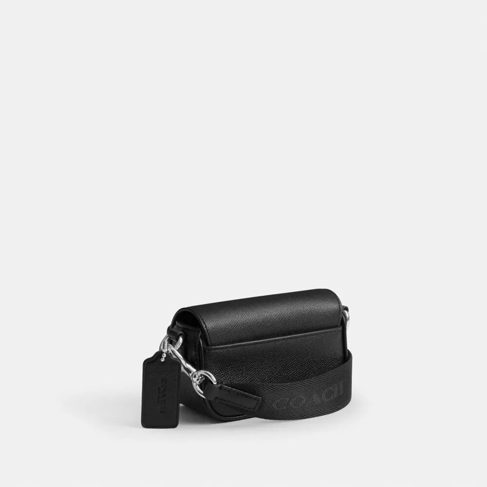 Bolso bandolera con solapa