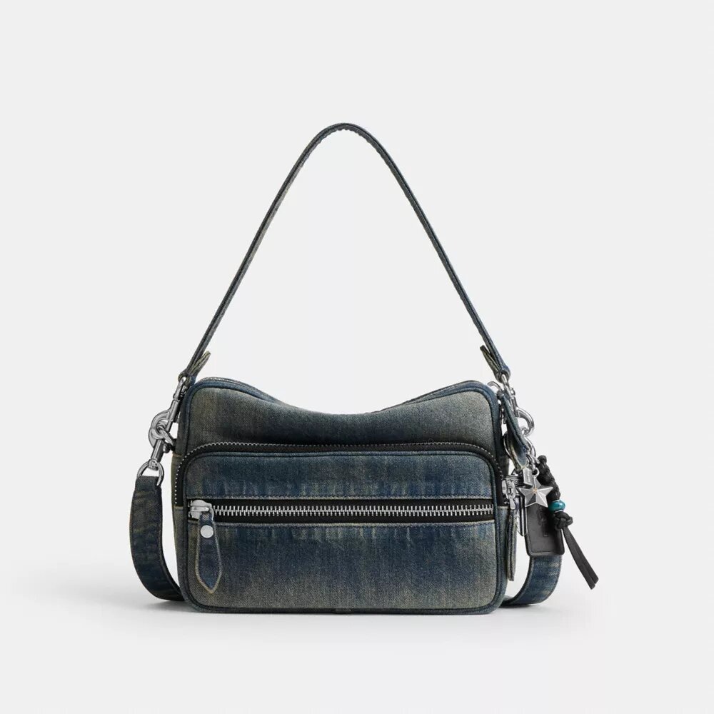 Bolso bandolera Dakota de denim de algodón regenerativo con Charms