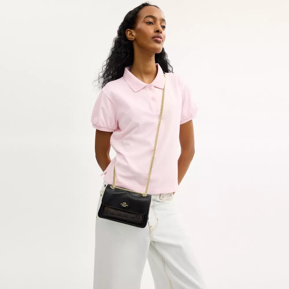 Bolso bandolera Elodie 18 en Signature Canvas