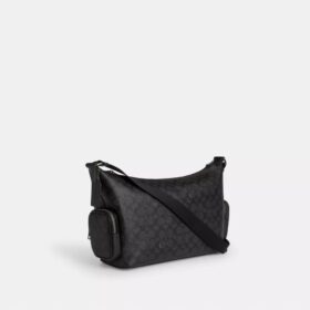 Bolso bandolera Finn con bolsillos en Signature Canvas
