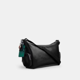 Bolso bandolera Finn con bolsillos y Charms