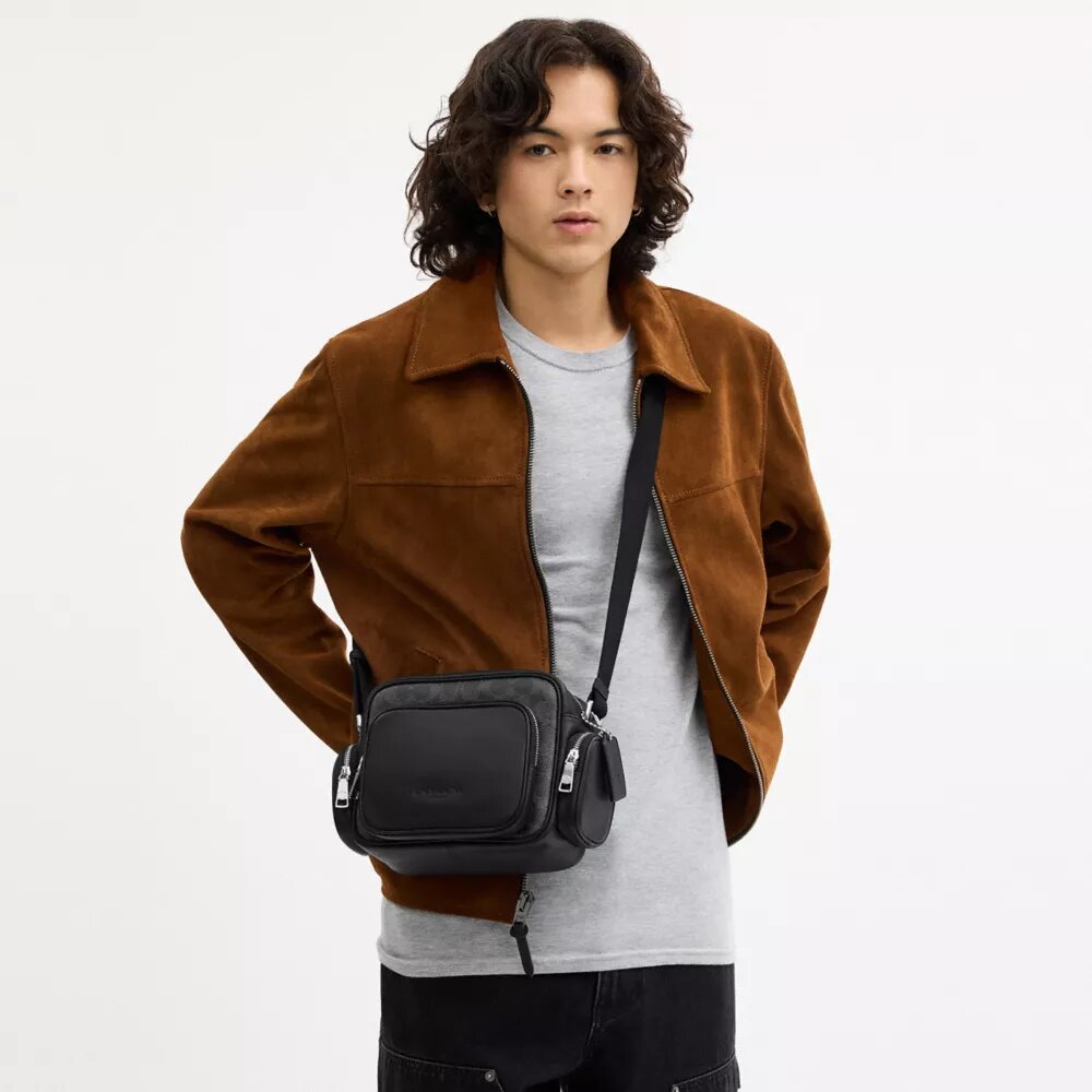 Bolso bandolera Fletcher en Signature Canvas