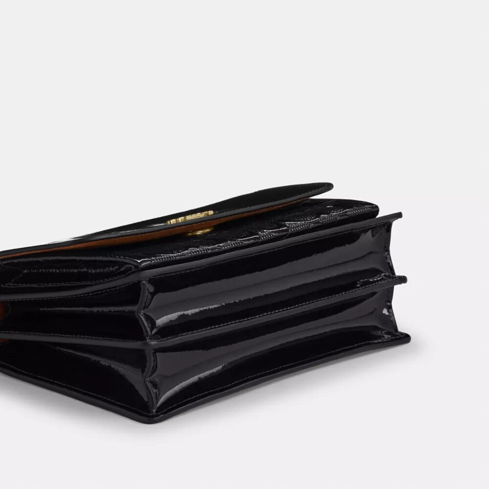 Bolso bandolera Klare en piel exclusiva