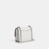 Bolso bandolera Klare en Signature Canvas