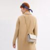 Bolso bandolera Klare en Signature Canvas