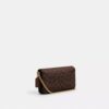 Bolso bandolera Mila en Signature Canvas