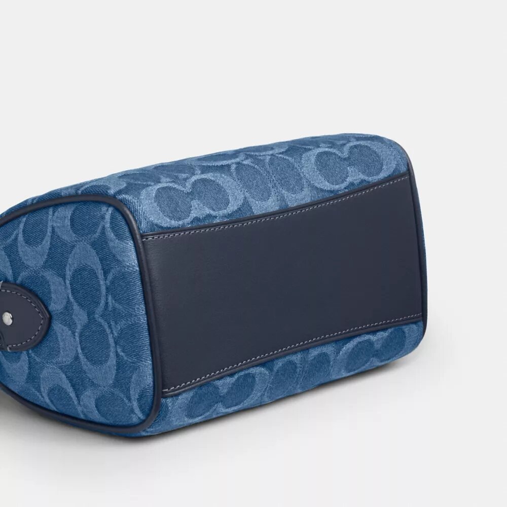 Bolso bandolera Mini Rowan en denim característico
