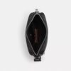 Bolso bandolera Tristan 22 en Signature Canvas