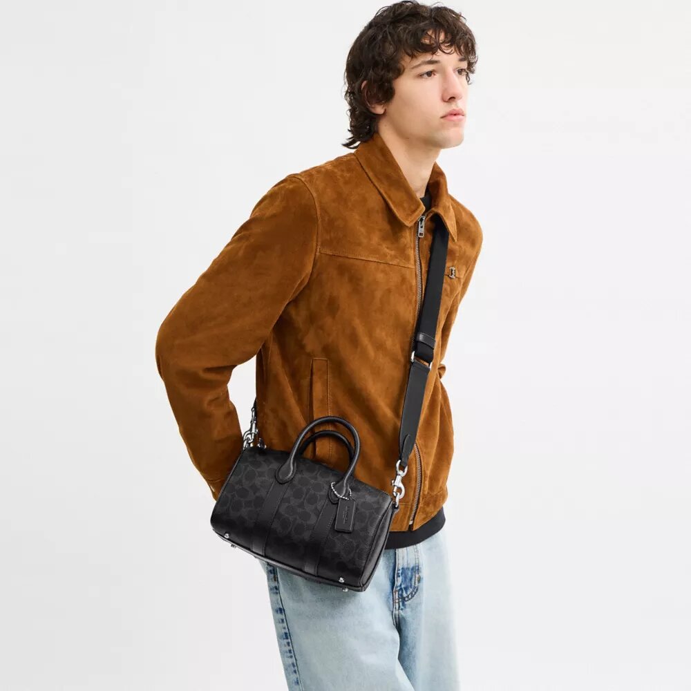 Bolso Compass 25 en Signature Canvas