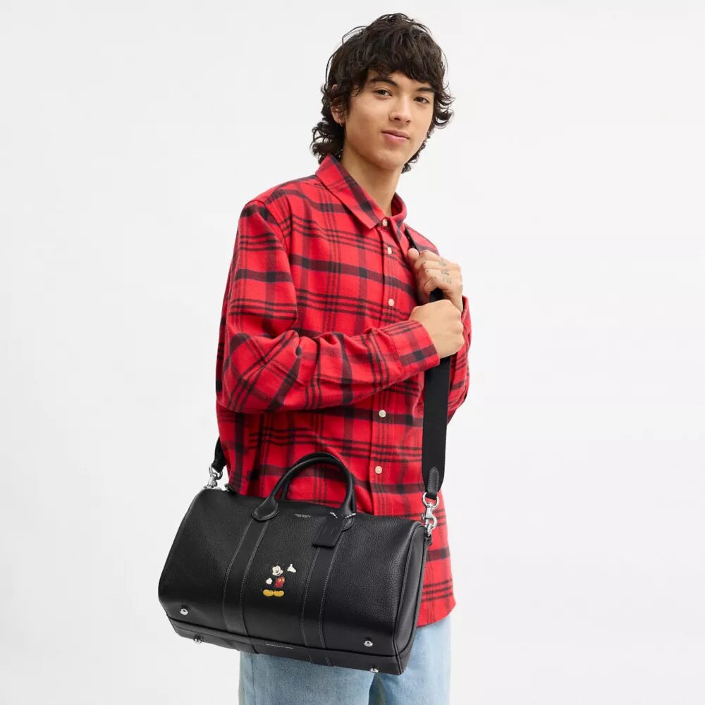 Bolso Compass 35 de Disney x Coach con Mickey Mouse