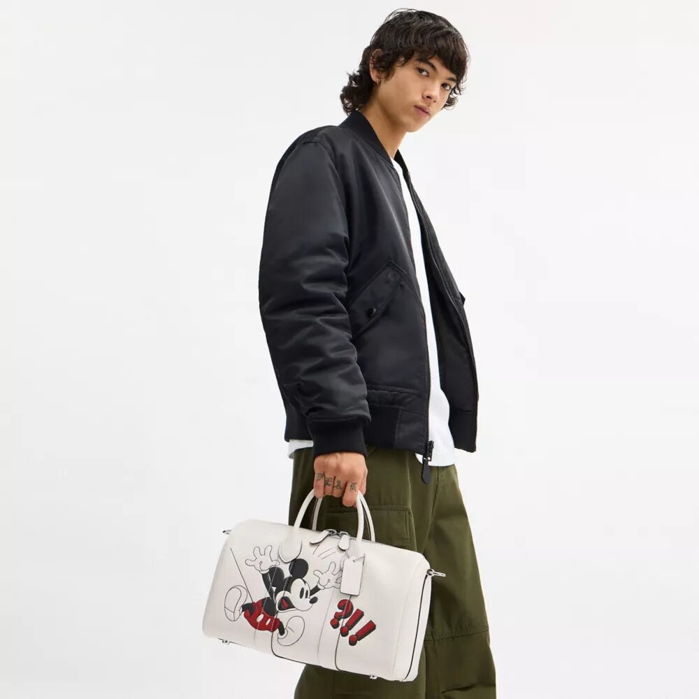 Bolso Compass 35 de Disney x Coach con Mickey Mouse