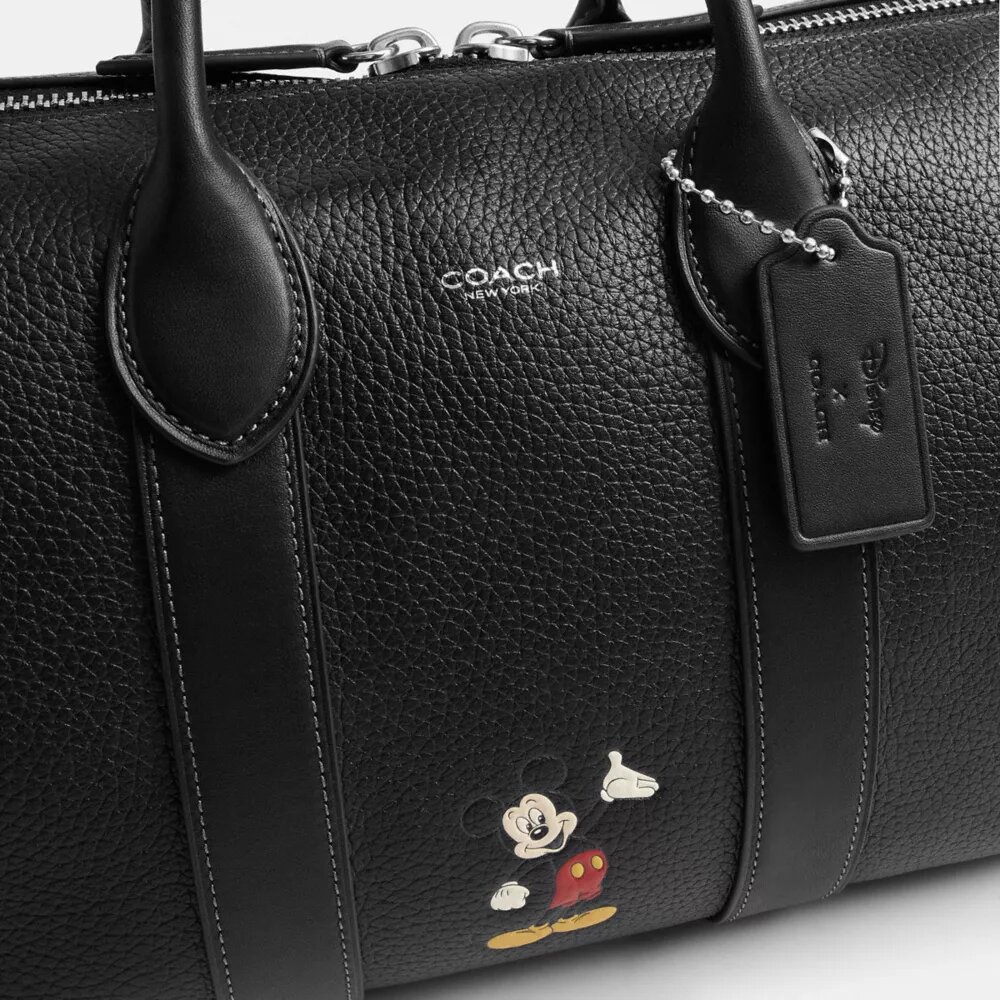 Bolso Compass 35 de Disney x Coach con Mickey Mouse