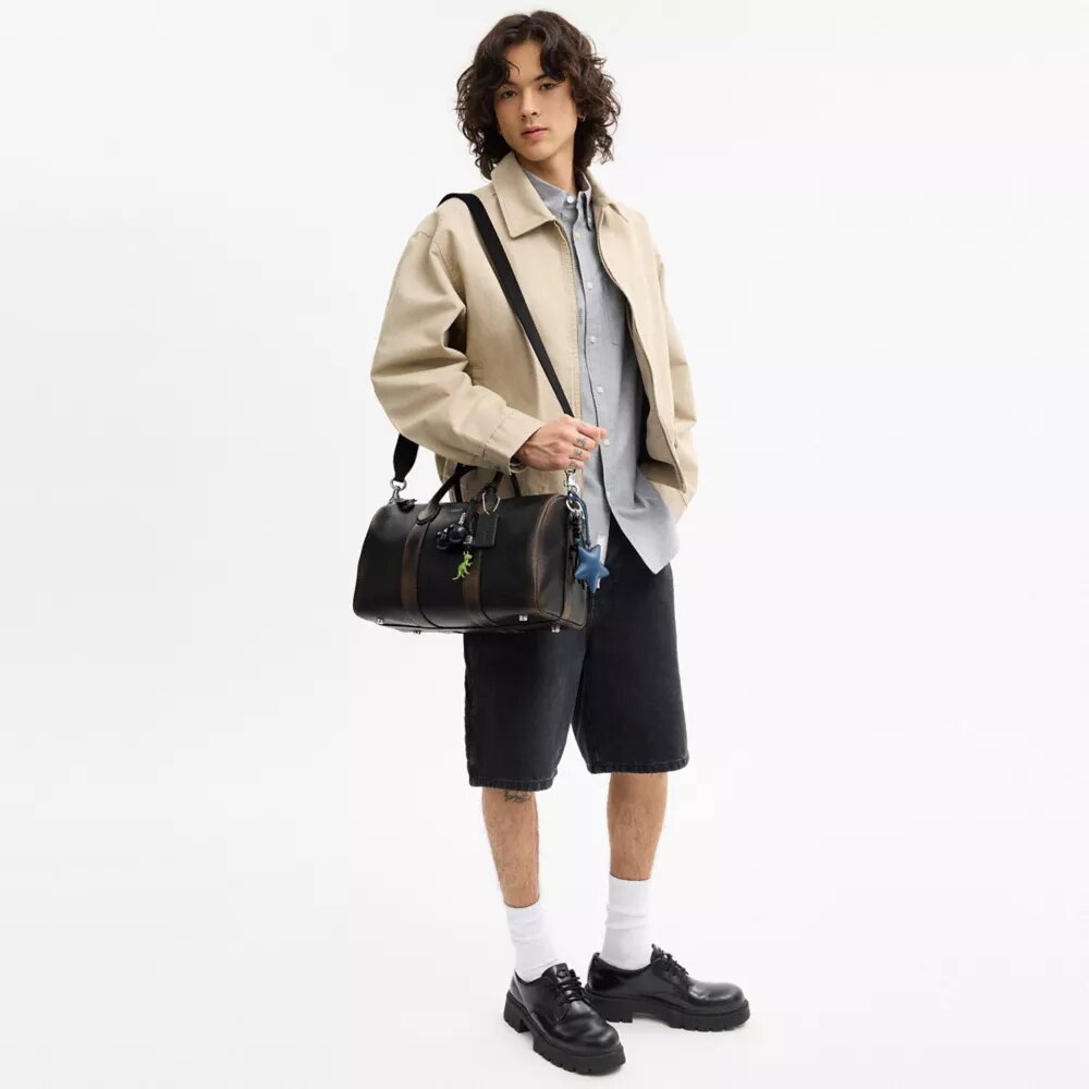 Bolso Compass 35 en piel desgastada con Charms