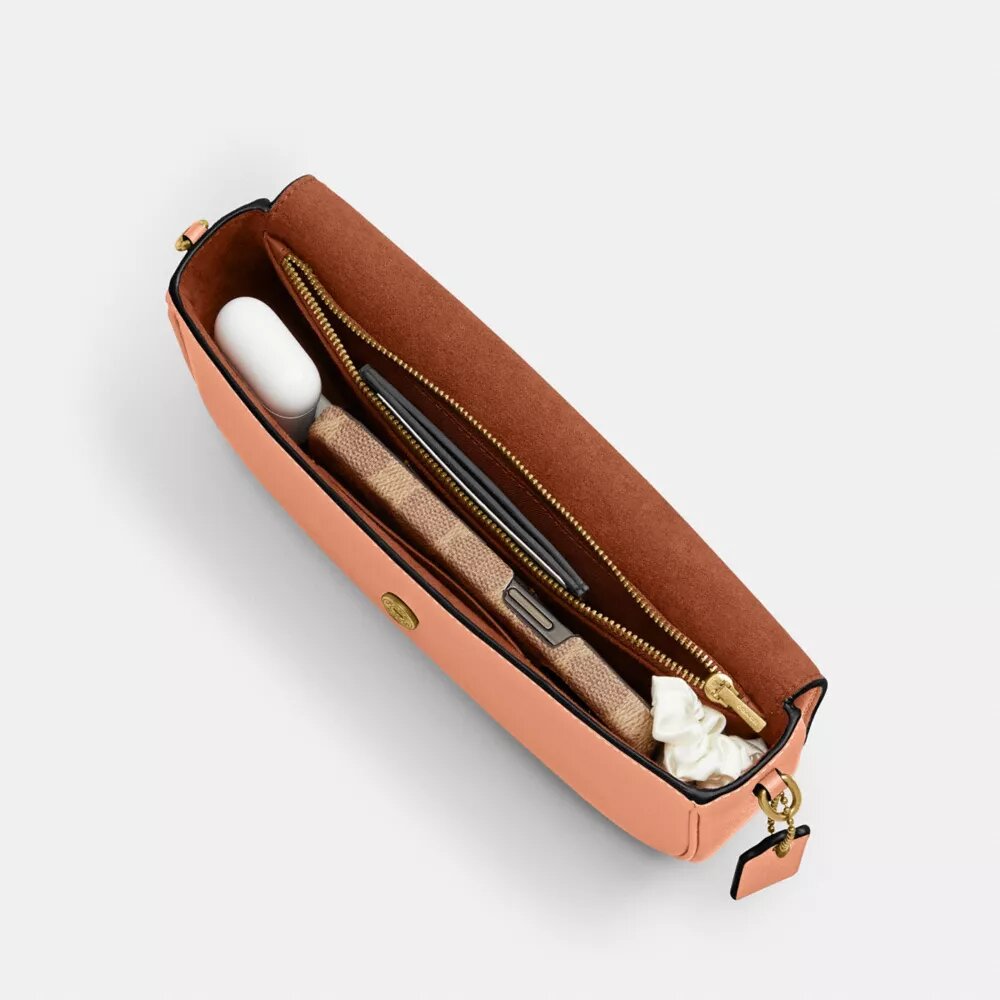 Bolso de cadena con solapa Brooke