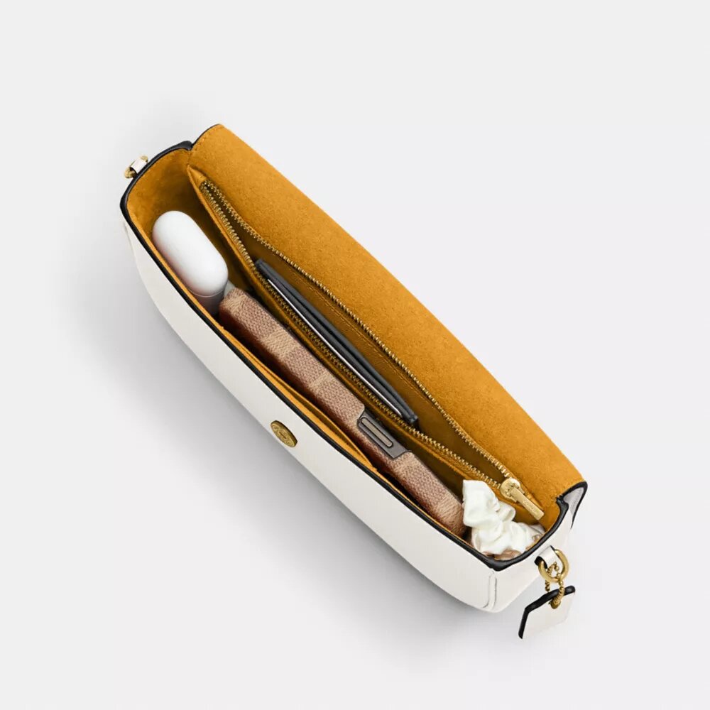 Bolso de cadena con solapa Brooke