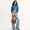 Bolso de hombro Brooklyn 28 con adornos de madera