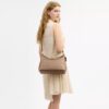 Bolso de hombro Laurel en Signature Canvas
