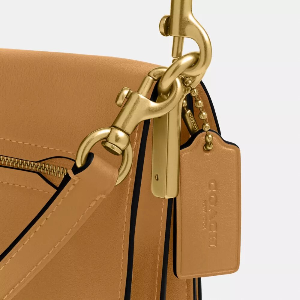 Bolso de hombro Tabby 26