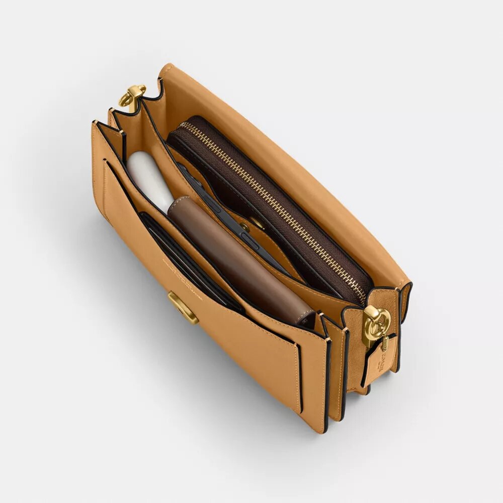 Bolso de hombro Tabby 26