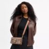 Bolso de hombro Tabby de 26 en jacquard Crystal Signature