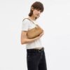 Bolso de hombro Teri con colgante
