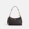 Bolso de hombro Teri en Signature Canvas