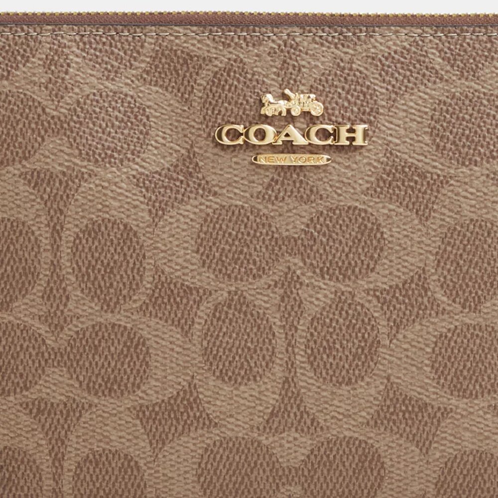 Bolso de pulsera grande con cremallera en esquina de Signature Canvas