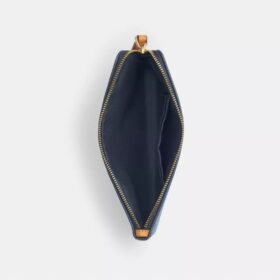 Bolso de pulsera grande con cremallera en la esquina en denim característico