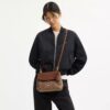 Bolso Emory con asa superior en chenilla exclusiva
