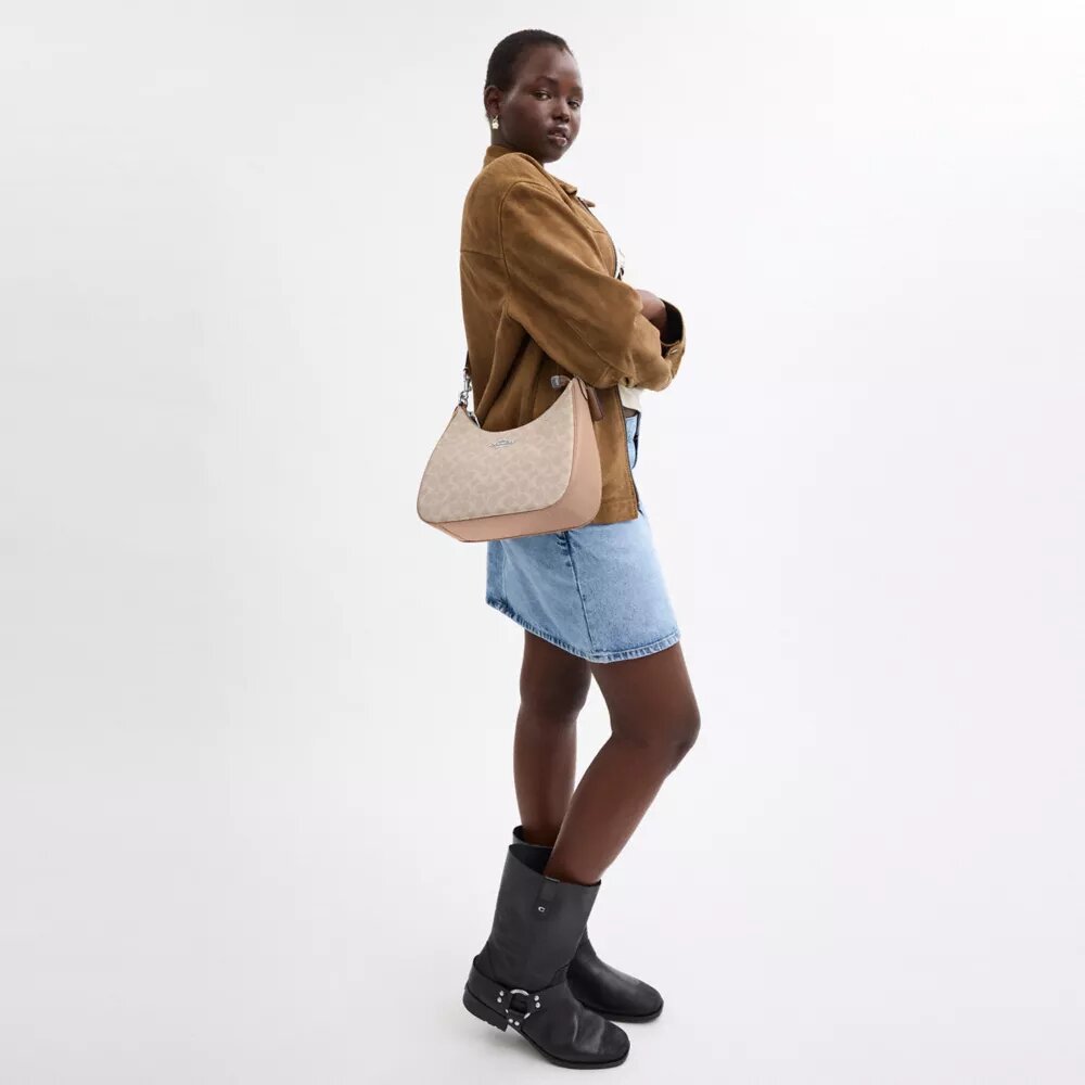 Bolso Hobo Teri en Signature Canvas