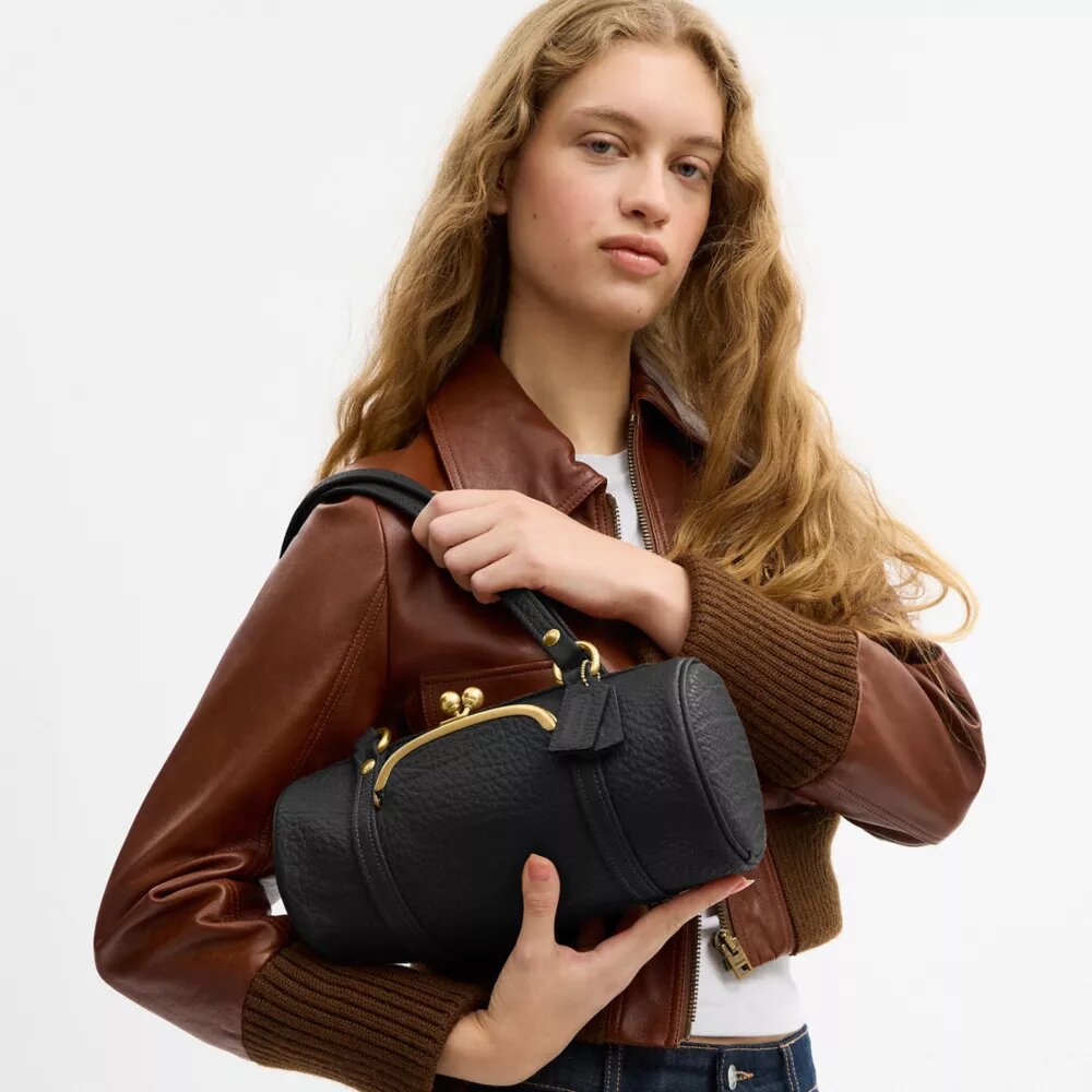 Bolso Kisslock Barrel 28