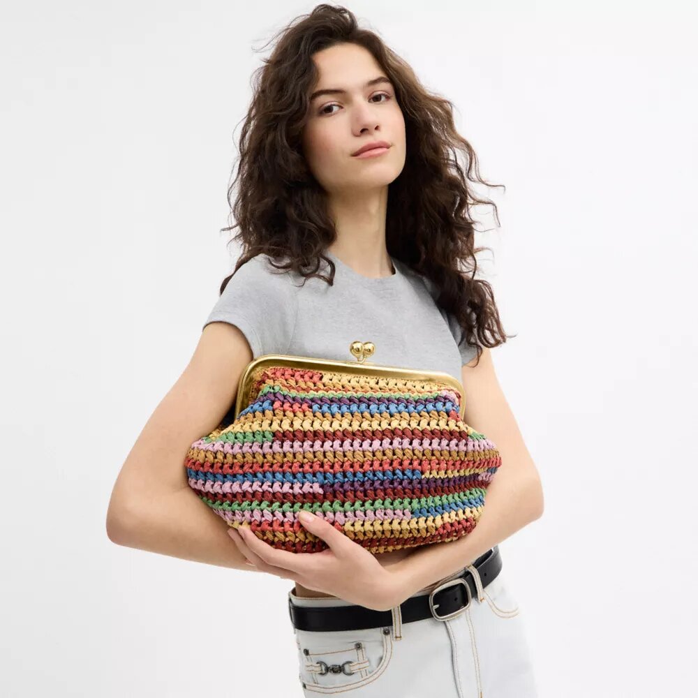 Bolso Kisslock Frame 27