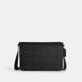 Bolso mensajero Colby 32 en Signature Canvas