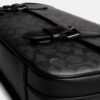 Bolso mensajero Hitch en Signature Canvas