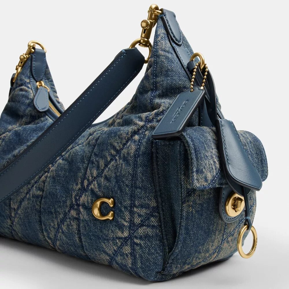 Bolso Pocket Juliet 30 en denim de algodón regenerativo con acolchado