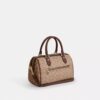 Bolso tipo cartera Rowan en Signature Canvas