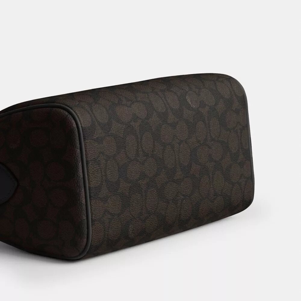 Bolso tipo cartera Rowan en Signature Canvas