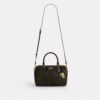 Bolso tipo cartera Rowan en Signature Canvas con Charms