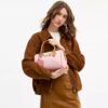 Bolso tipo cartera Rowan en Signature Canvas con Charms