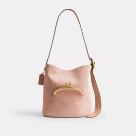 Bolso tipo cubo Bleecker con cierre Kisslock