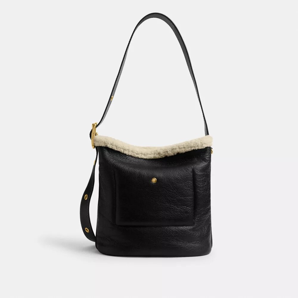 Bolso tipo cubo Bleecker de piel de oveja