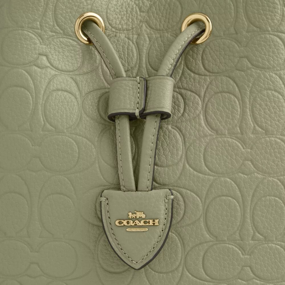 Bolso tipo cubo Rowan en piel exclusiva