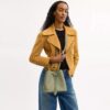 Bolso tipo cubo Rowan en piel exclusiva