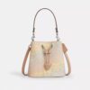 Bolso tipo cubo Rowan en Signature Canvas